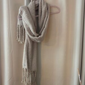SKIMS Cozy Teddy Scarf Beige Plush Sherpa Logo Disc